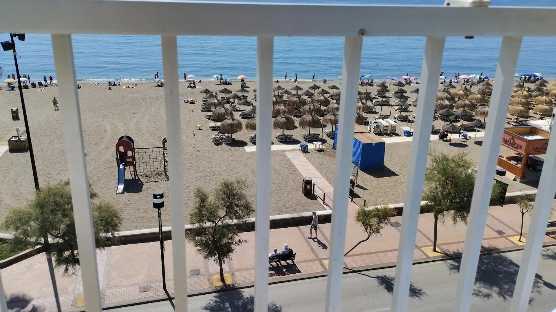 Spacious Apartment With Sea And Mountain Views In Fuengirola 95M²