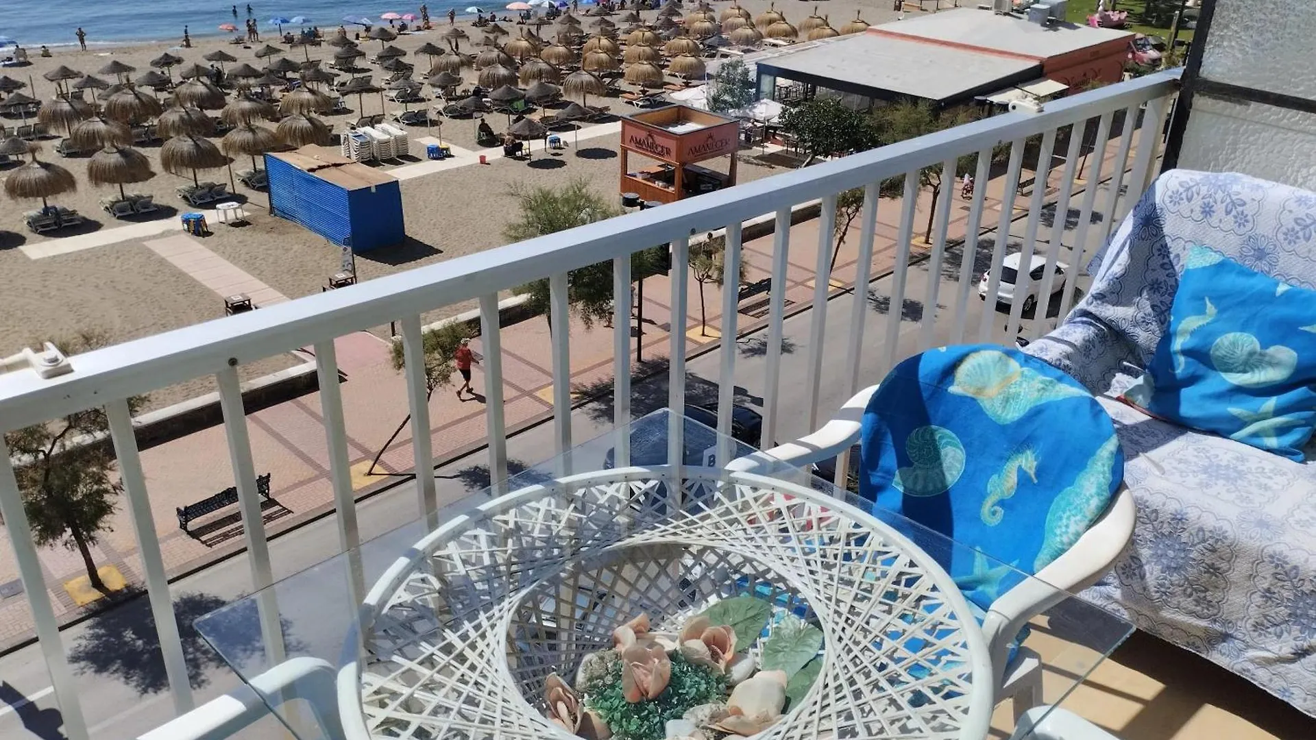 Spacious Apartment With Sea And Mountain Views In Fuengirola 95M²