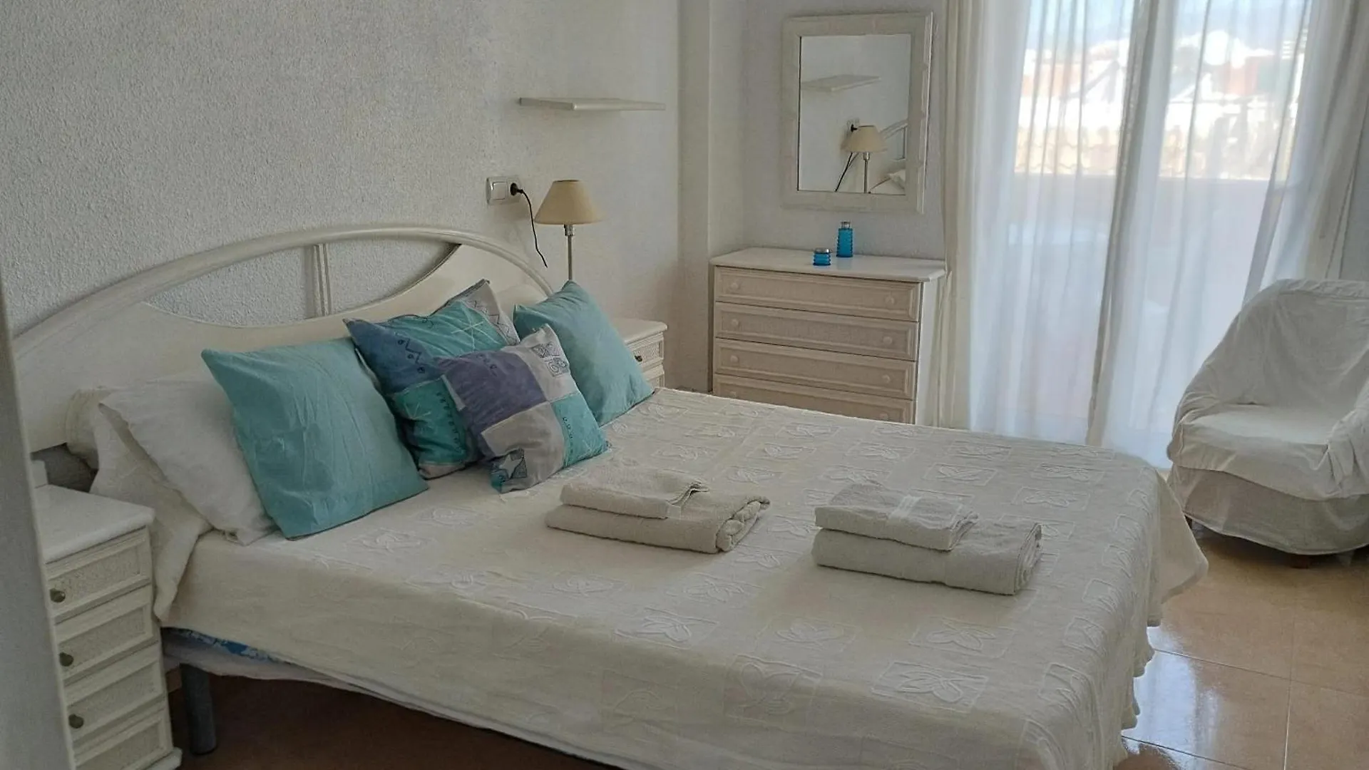 Spacious Apartment With Sea And Mountain Views In Fuengirola 95M² Spain